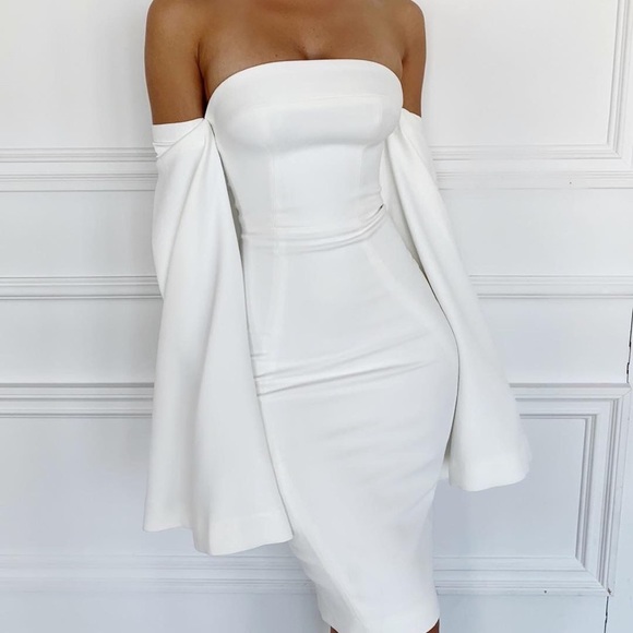 House of CB Dresses & Skirts - House of CB ‘RHEA’ White long sleeve dress